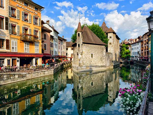 Vue de la ville d'Annecy